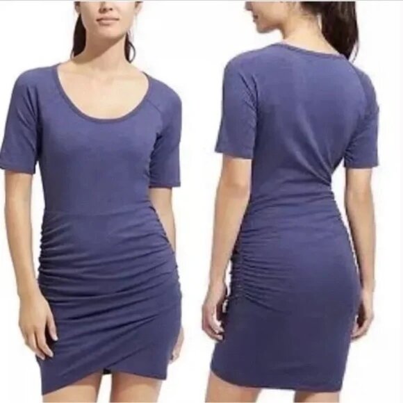Athleta Seeker Short Sleeve Body Con Stretch Mini Dress - Wind Chill Blue Size M - Picture 1 of 10